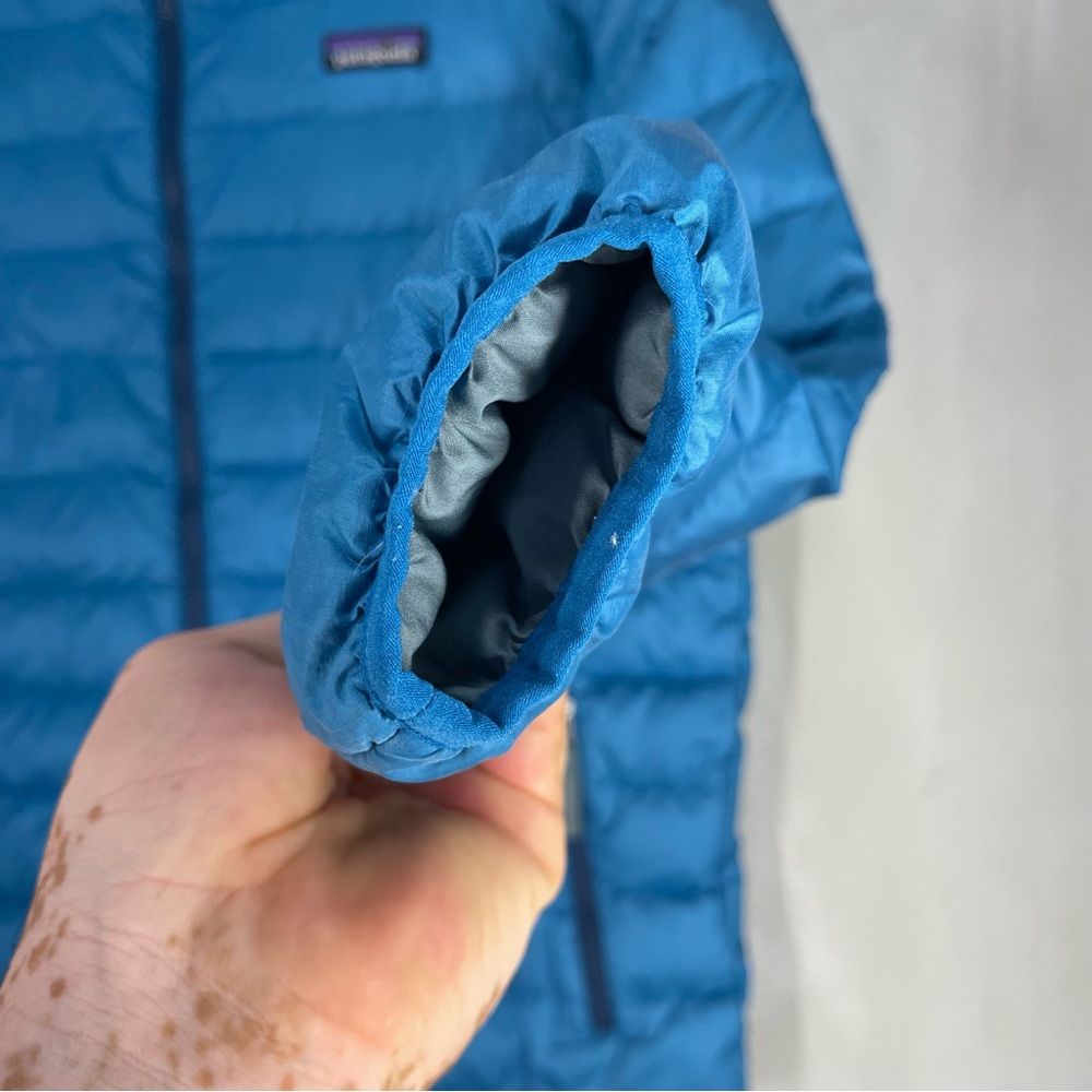 Patagonia Boys Down Sweater jacket, size L (14) Blue color . - Picture 3 of 11